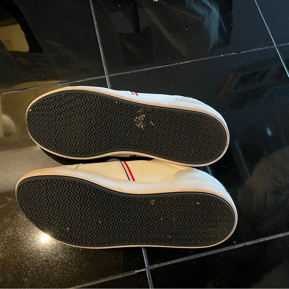 Public opinion white men’s sneaker, worn once, size 9 - Picture 4 of 4